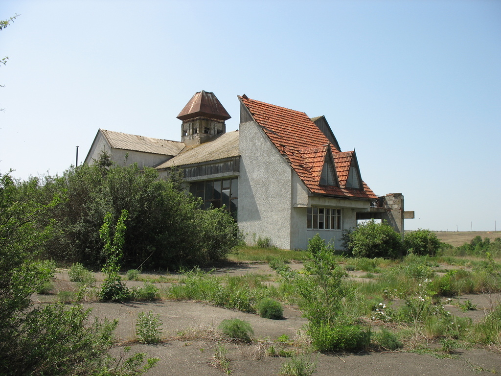 Заброшенный пионерский лагерь